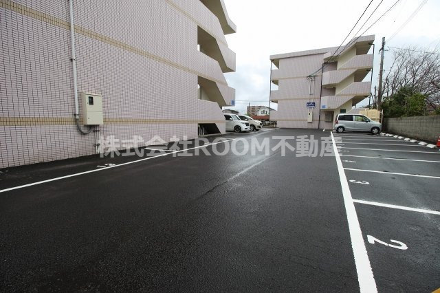 サンハイム霧島の駐車場|駐車場完備です