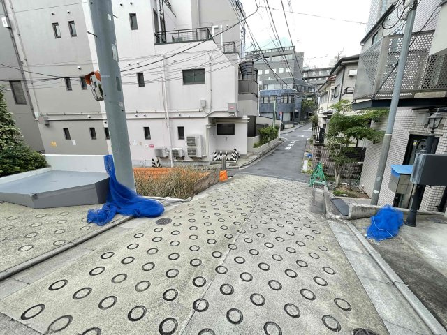 鶯谷町売地の前面道路含む現地写真