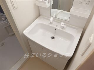 ジェルメ　４７　Ｃの洗面所|シャンプードレッサー