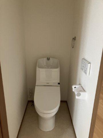 ひまわり荘のトイレ|※別部屋のお写真となります。参考にご覧くださいませ。