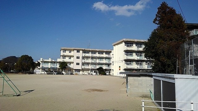 【周辺】 | ヴィラージュＡ | 北九州市立 長尾小学校まで1300m