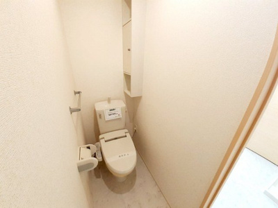 【トイレ】 | ＩＳＬＡＮＤ　津田Ａ | 落ち着いたトイレです