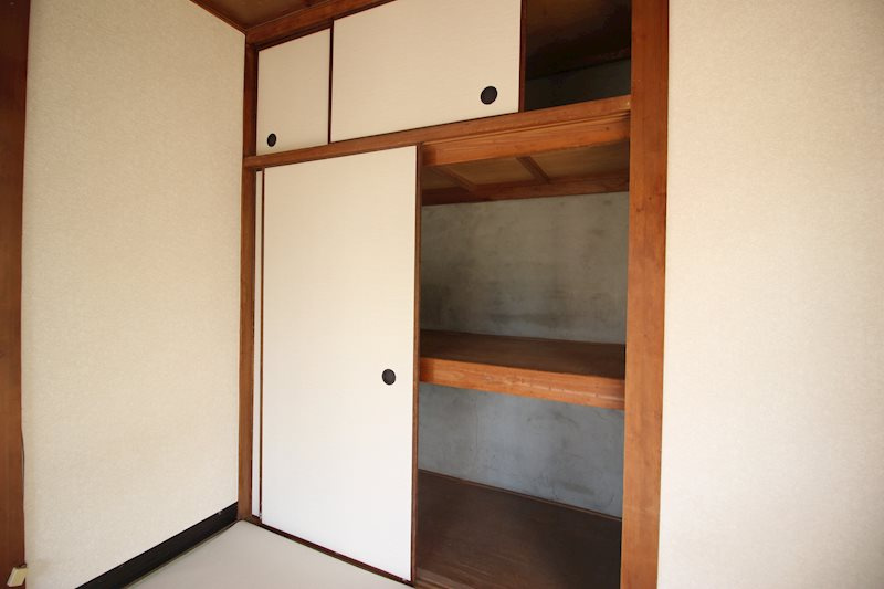 石村様借家の収納