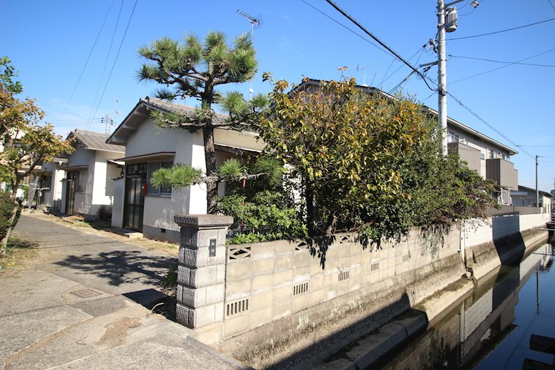 石村様借家の展望