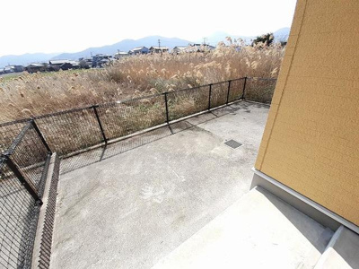 【庭】 | リアルエステートＸⅡ | 簡単な家庭菜園も楽しめるお庭です