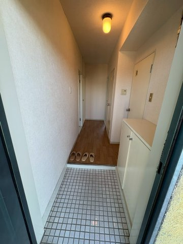 ノーブルライフムラマの玄関