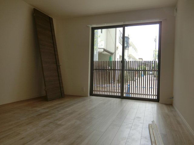 ＭＡＩＳＯＮ　ＴＲＯＩＳⅡの居間・リビング