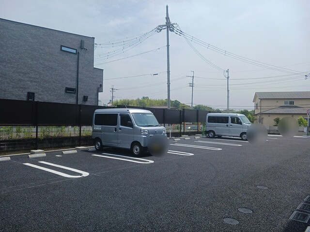 アルモニー羽曳野Ａの駐車場