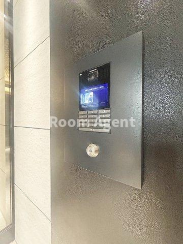 S-RESIDENCE上飯田駅前のエントランス