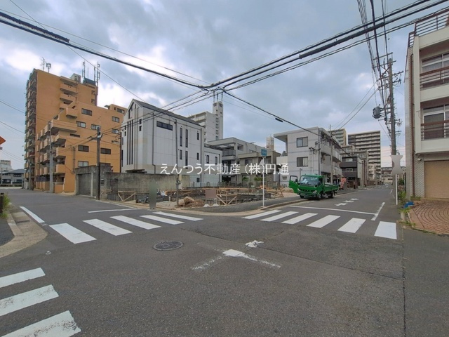 メルディア松軒の前面道路含む現地写真