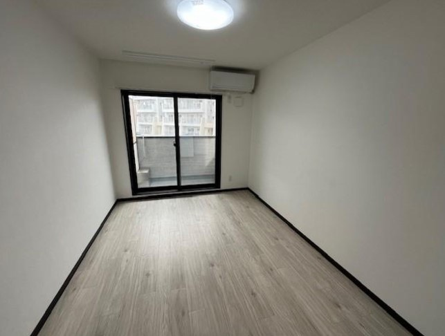カーサ　クラシアの居間・リビング|別部屋参照写真