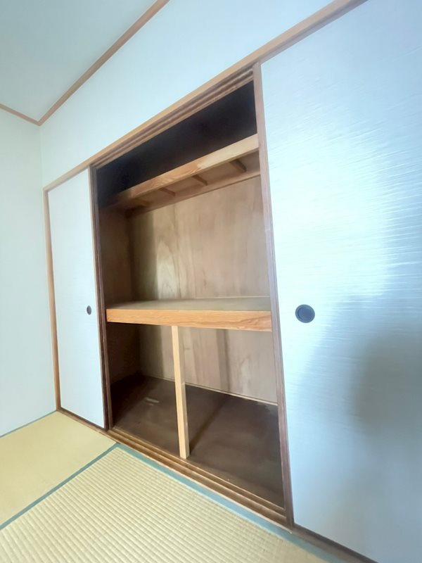 グランディアルネッサンス野崎通の収納