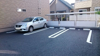【駐車場】 | ラ　ヴィータ