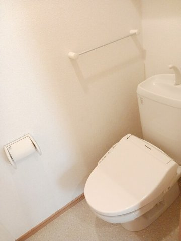 ポラリス・ガーデン　イーストのトイレ|コンパクトで使いやすいトイレです