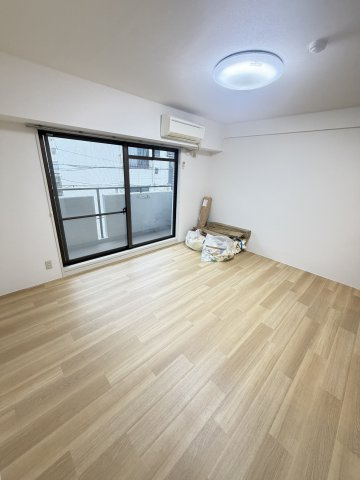 ライオンズマンション神戸西元町の寝室