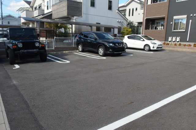エムステージの駐車場