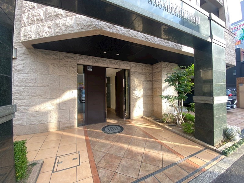セイワパレス長堀南のエントランス