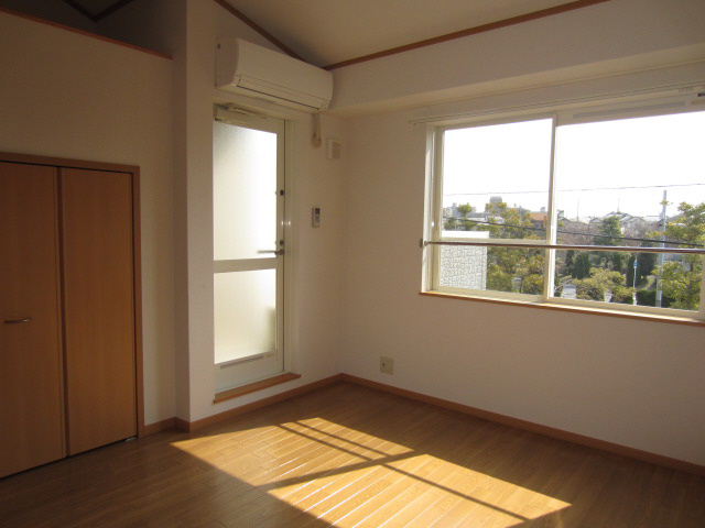 【寝室】 | ラフレシール１番館