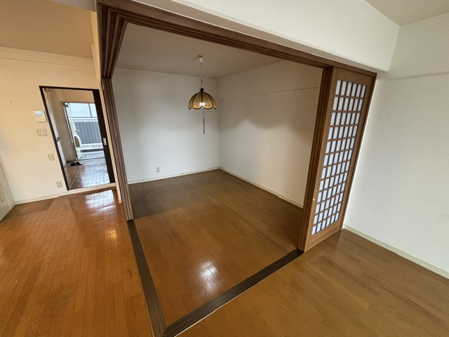 【ハイム伏見C棟】5階南向き×LDK17帖！大手筋商店街近くの洋室