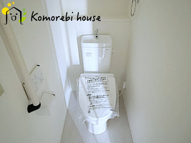 鴻巣市下忍　3期　新築一戸建て　グラファーレ　02のトイレ|トイレもきれいです