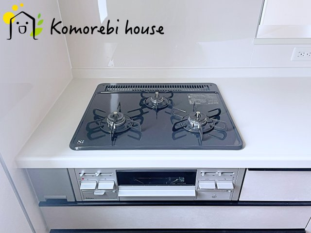 鴻巣市下忍　3期　新築一戸建て　グラファーレ　02のキッチン|コンパクトなキッチンで掃除もラクラク
