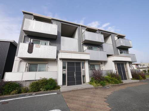 熊本市東区江津３丁目のアパートの外観