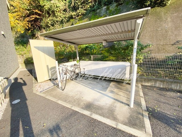 メゾン・ブリーズのその他共用部分|駐輪スペースあり♪