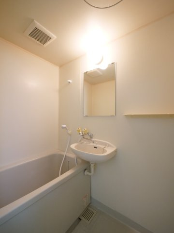 クイーンパレスの浴室|※写真は別の部屋のものです。