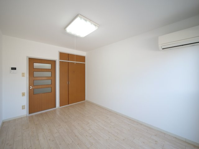 クイーンパレスの寝室|※写真は別の部屋のものです。