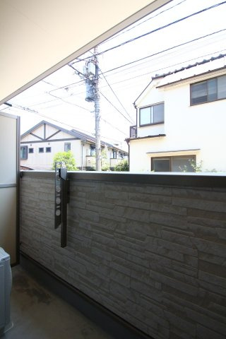 中野区野方２丁目のアパートのバルコニー|バルコニーがあります