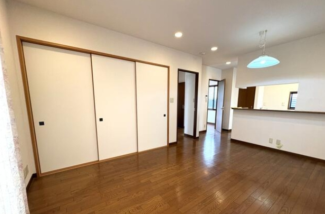 岩出市安上の居間・リビング