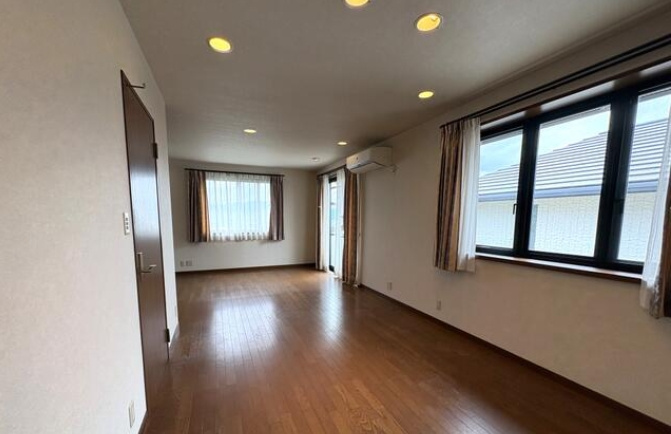 岩出市安上の子供部屋