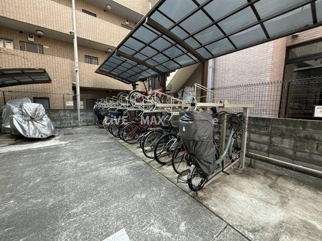 【駐車場】ユニーブル世田谷明大前