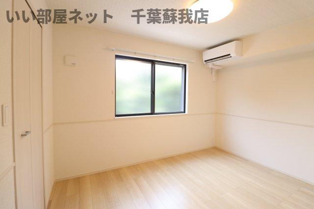 メルシーの洋室|個人の部屋や寝室として使える洋室です