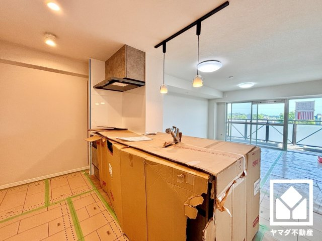 サンロイヤル新田辺アカデミア２号館のキッチン