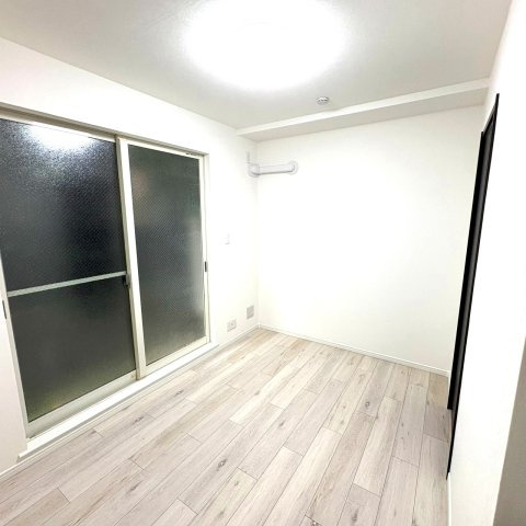 セボン中野の洋室