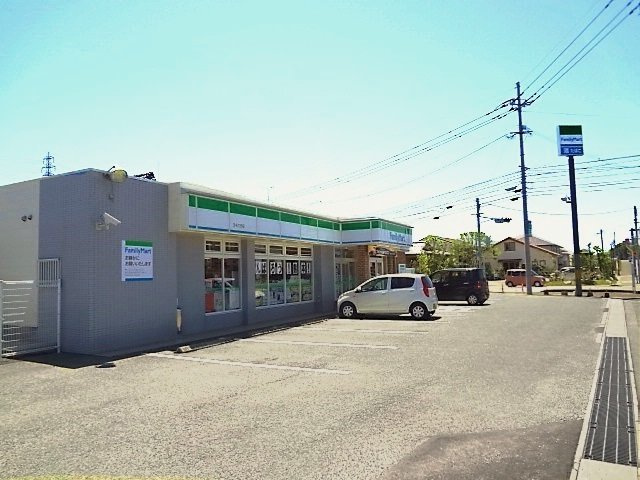 デア・フィオーレの周辺|ファミリーマート六田店まで1400m