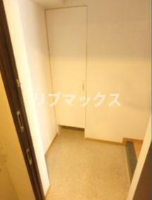 【玄関】ドゥーエ横濱台町