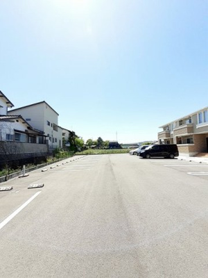 【駐車場】 | グランディール枝堀Ｂ