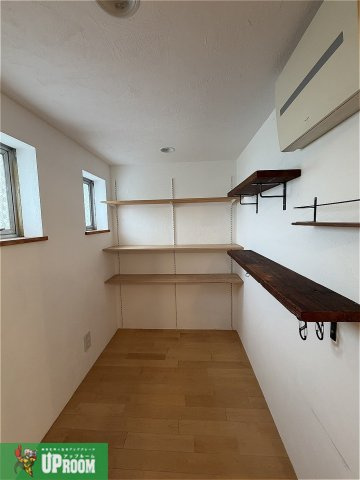 北名古屋市テラスハウスの収納