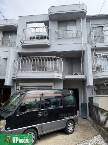 北名古屋市テラスハウス