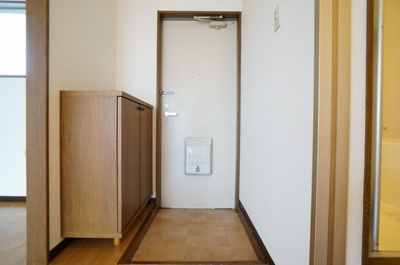 【玄関】 | エクセレント城南Ａ | シューズボックスあり