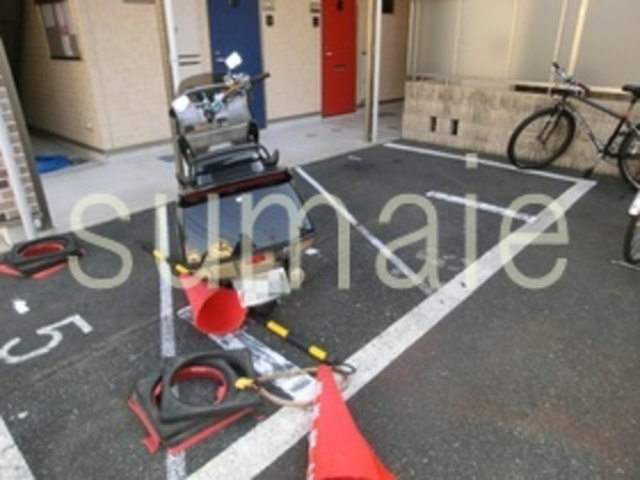 リリックコートサンフラワーのその他共用部分|バイク置き場です＾＾