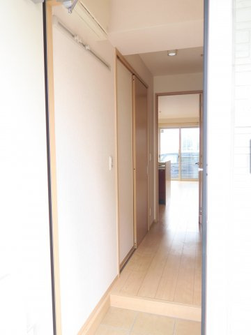 カーサ　ヴィバーチェの玄関