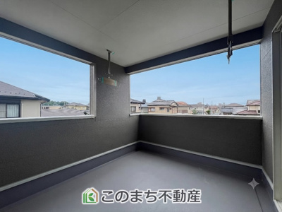 【バルコニー】 | CRADLE GARDEN佐野市天神町　第5　 | 雨でも安心のインナーバルコニーです！
