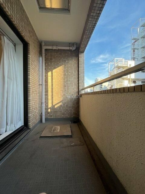 ライオンズマンション鶯谷第２のバルコニー