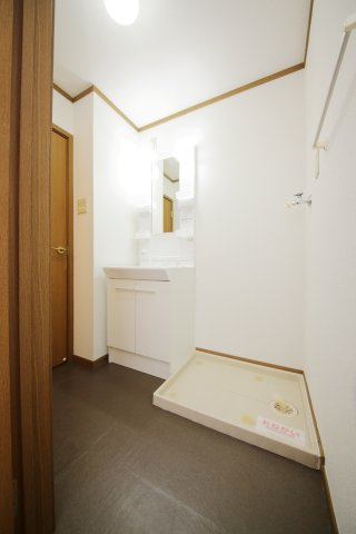 アーバンクレスト伏見Aのその他
