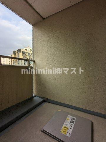 アーデンタワー北堀江のバルコニー