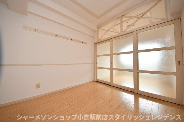 リッツ霧ヶ丘の居間・リビング
