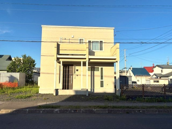 北見市中央三輪７丁目４４６番地５　中古売家